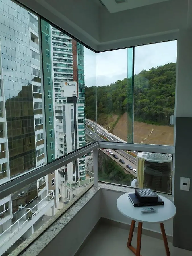Loft Com Garagem E Piscina Predio Frente Mar Apartment Balneario Camboriu Brazil